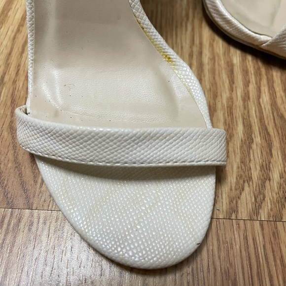 Natural Snakeskin Ankle Strap Heels size 5 - Picture 8 of 8